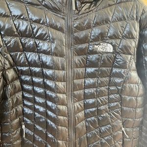 The North Face Women’s Thermoball Hoodie Jacket- TNF Black